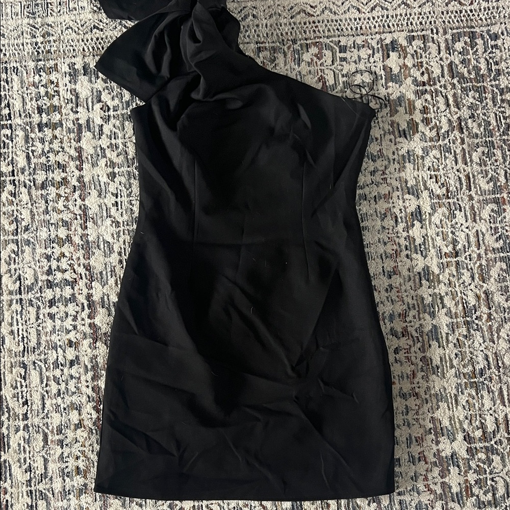 TCEC Chic Black One-Shoulder Dress